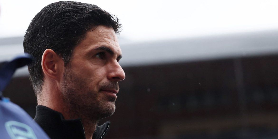 £195,000-p/w "monster" who plays for rival club now keen on joining Arsenal