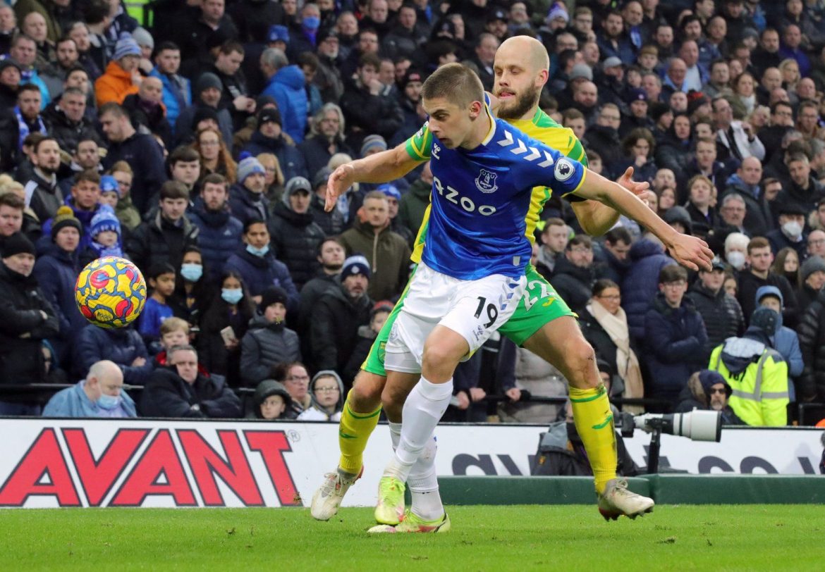 Everton: Evans explains Lampard snubs