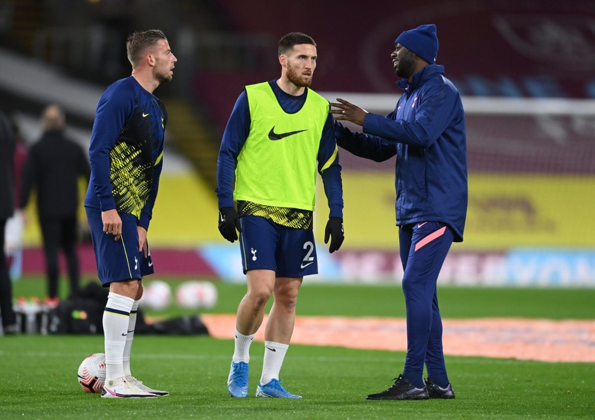 Spurs must look at Ledley King influence as defensive issues continue